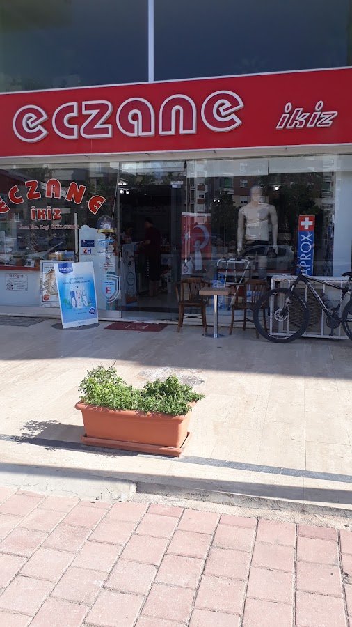 İkiz Eczanesi