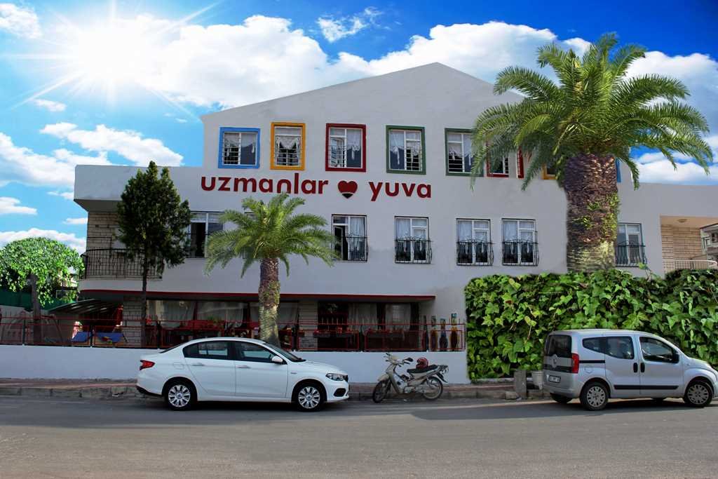 Uzmanlar Yuva