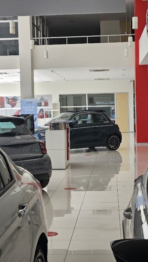 Otokoç 2. El Antalya Altınova Şubesi
