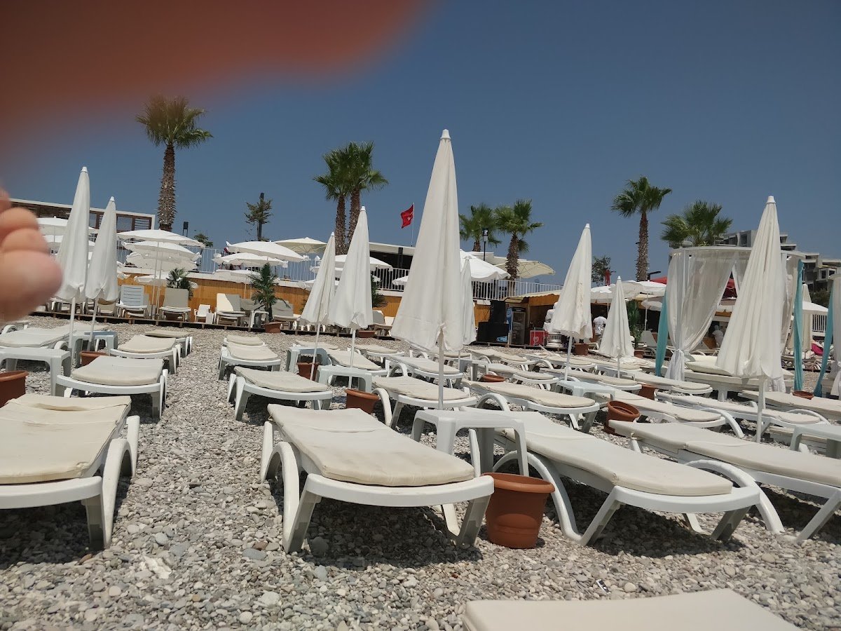 Hamlet Beach&Club