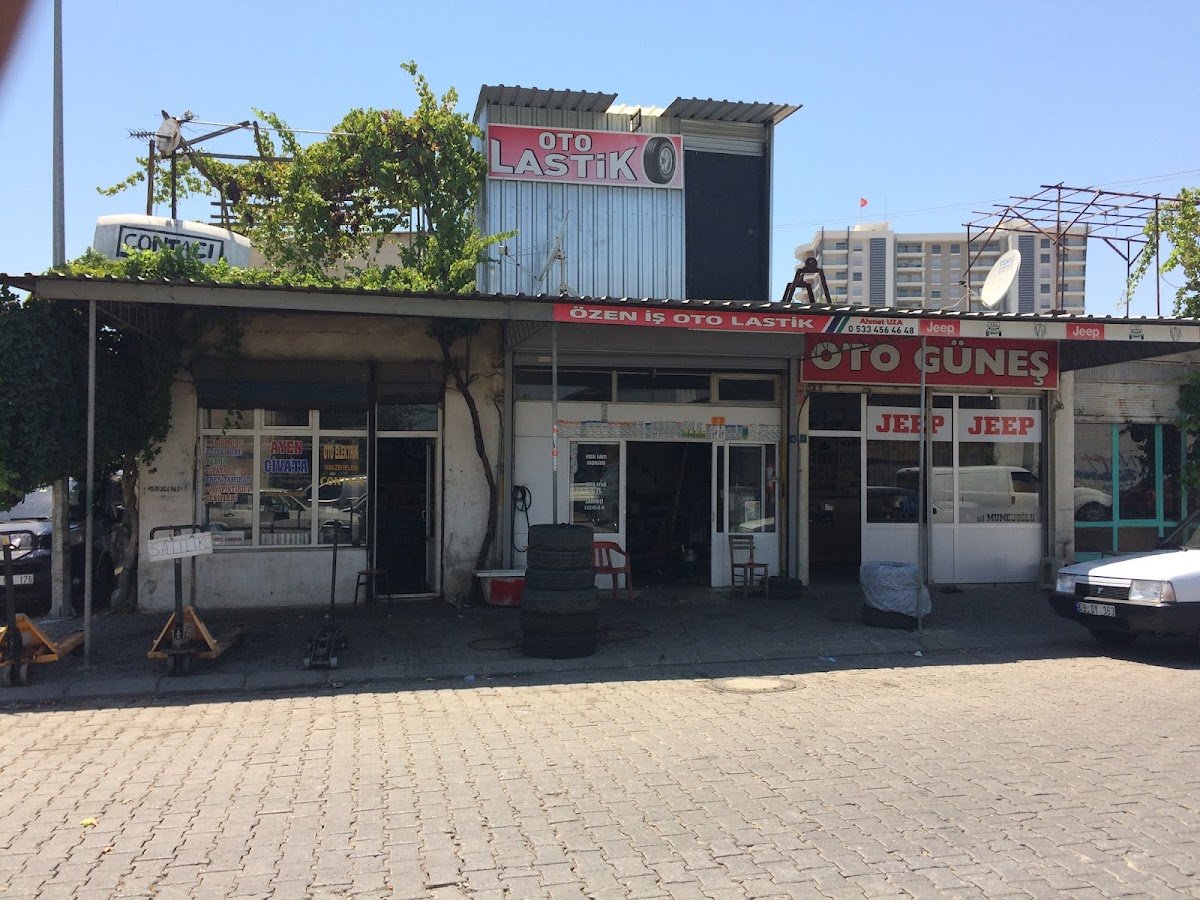 Özen İş Oto Mobil Yardım Yolda Lastik Tamir