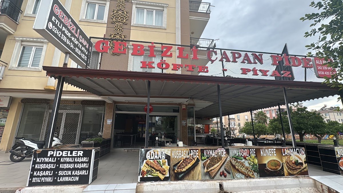 Gebizli Çapan Etli Pide ve Köfte Piyaz