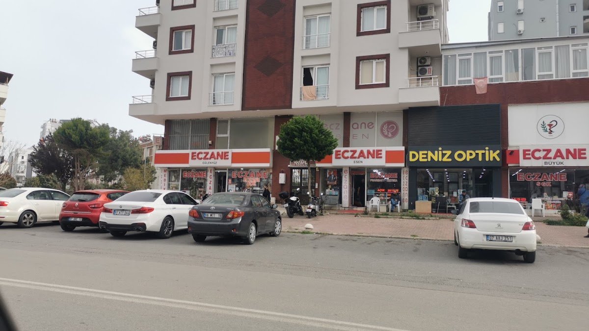 Gülenyüz Eczanesi