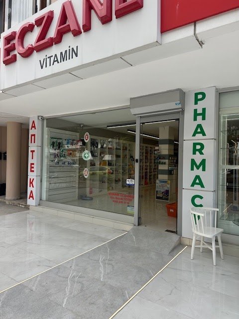 Vitamin Eczanesi