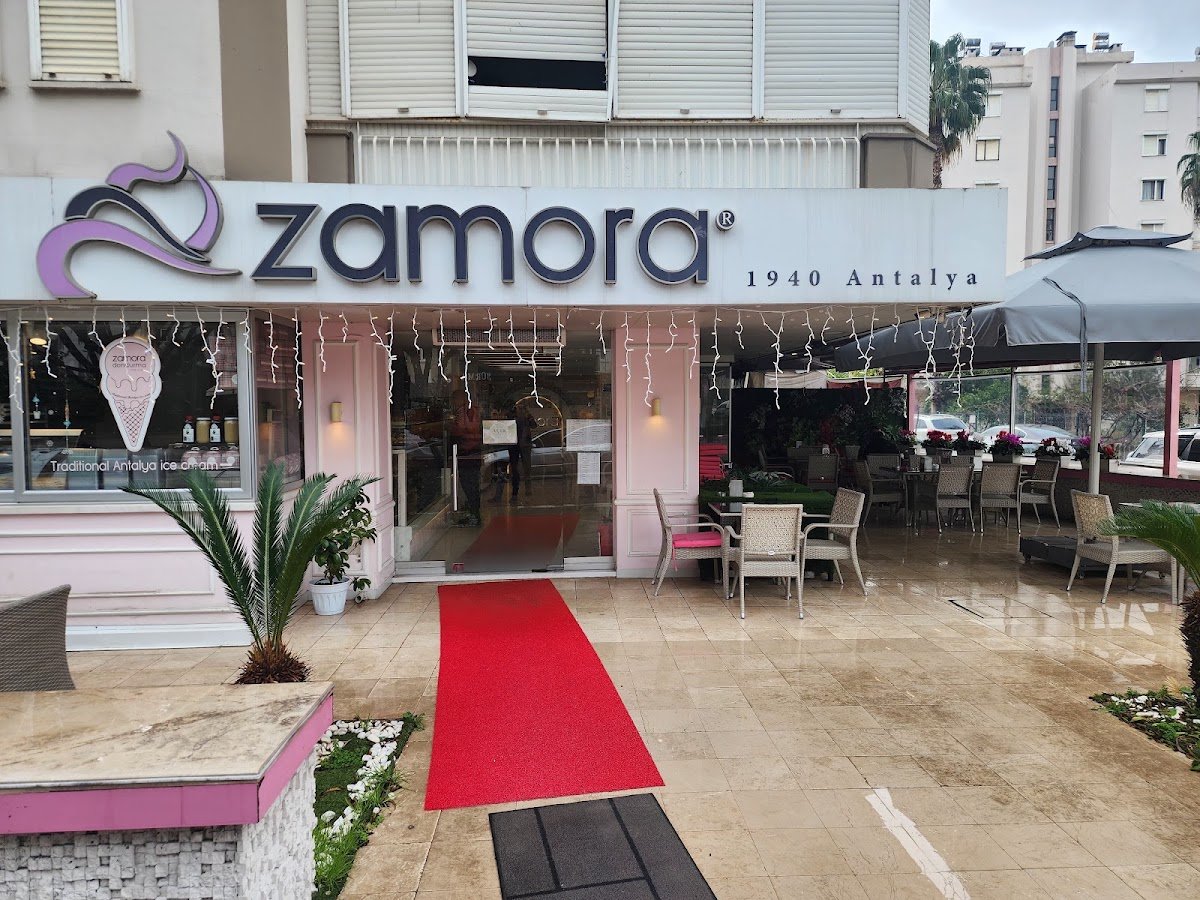 Zamora