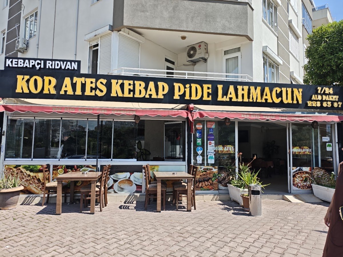 Kebapçı Rıdvan Kor Ateş Restaurant - Pide Kebap Lahmacun - Konyaaltı