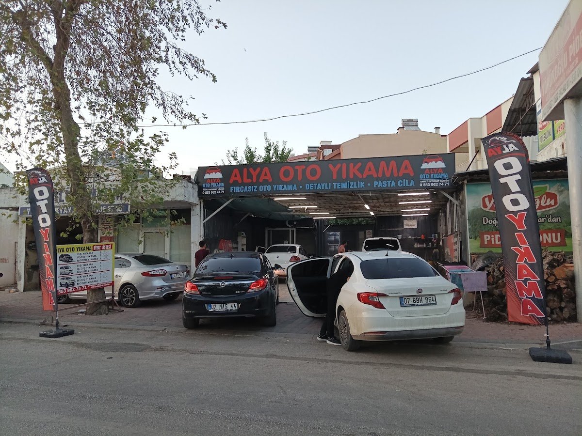 Alya Oto Kuaförü
