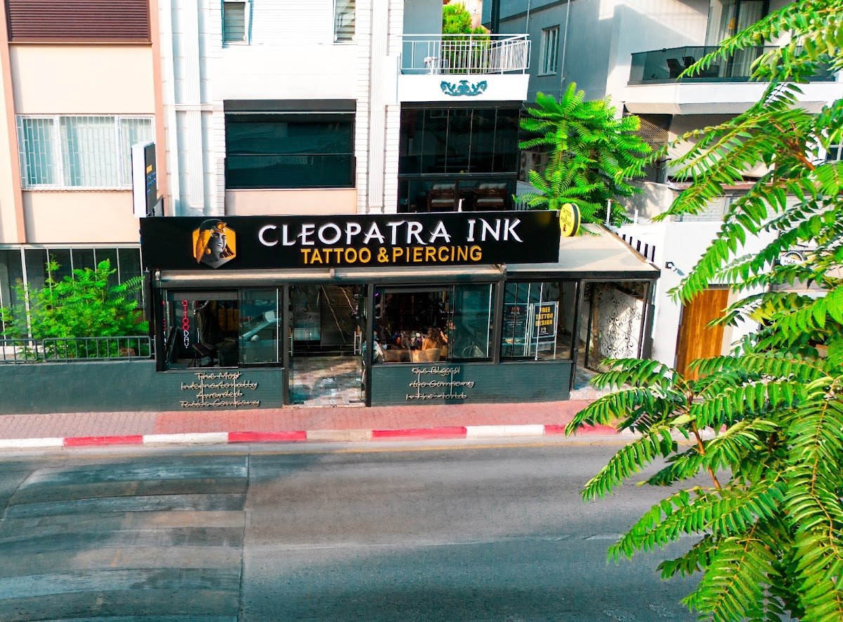 Cleopatra Ink Tattoo & Piercing Lara Studio