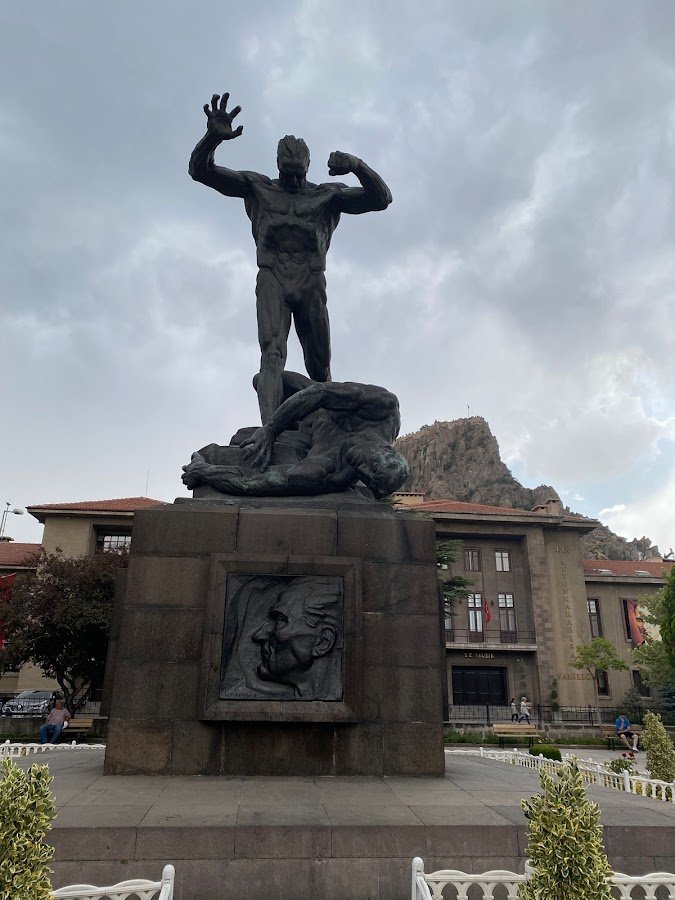 Anıt Park