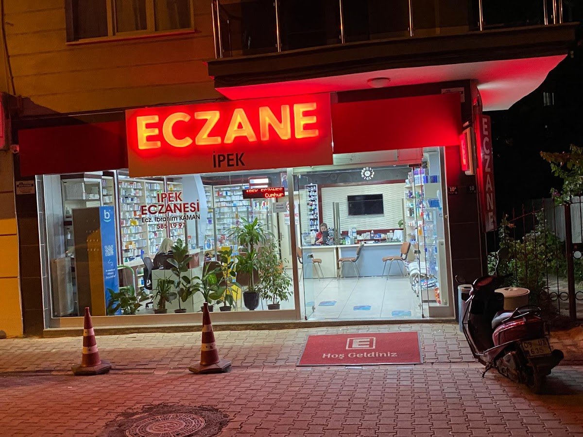 İpek Eczanesi