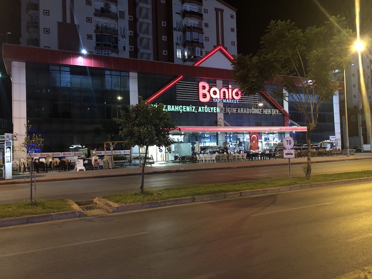 Banio Yapı Market Lara Şubesi