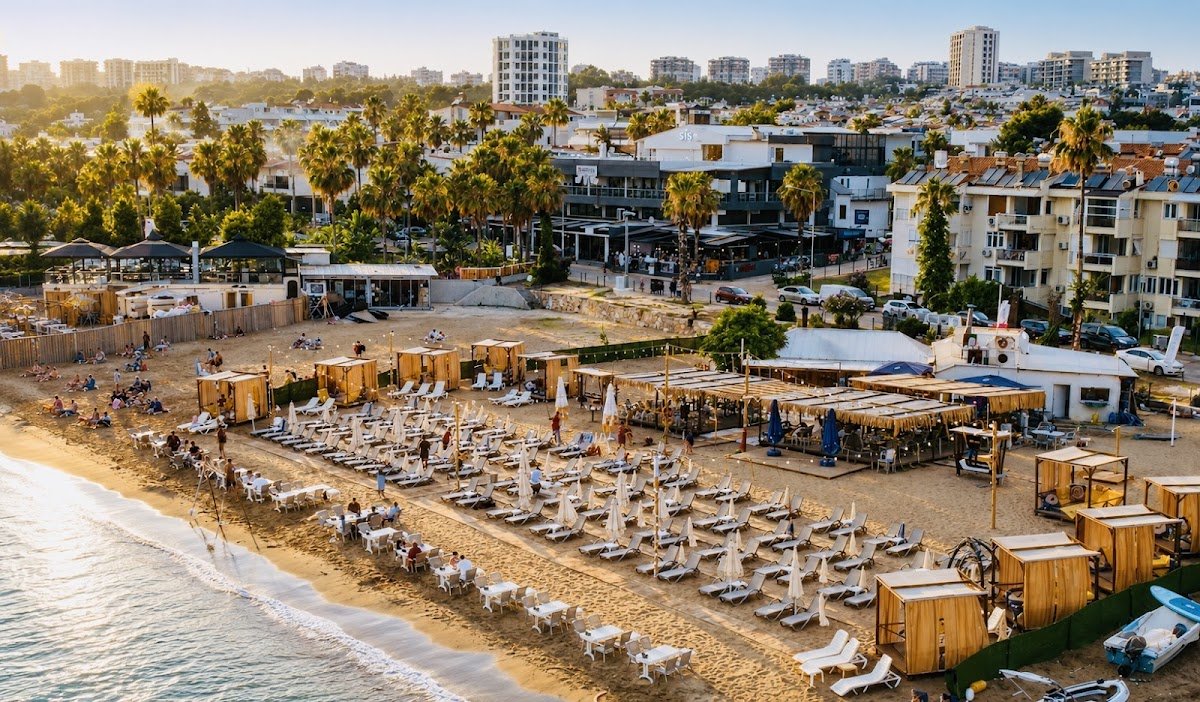 Amoor Beach Restaurant