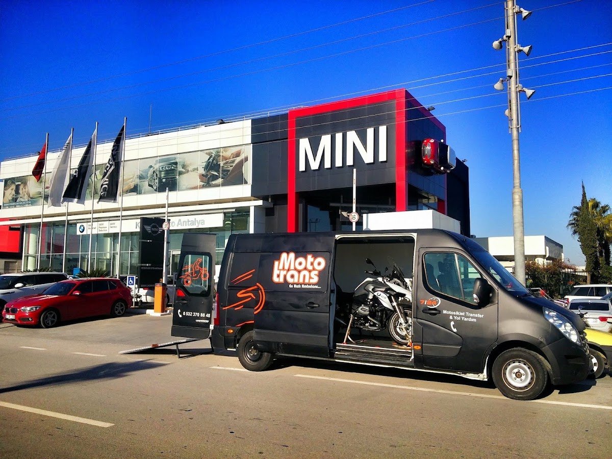 Kosifler Oto Antalya BMW Mını ve BMW Motorrad Yetkili Satıcısı ve Yetkili Servisi
