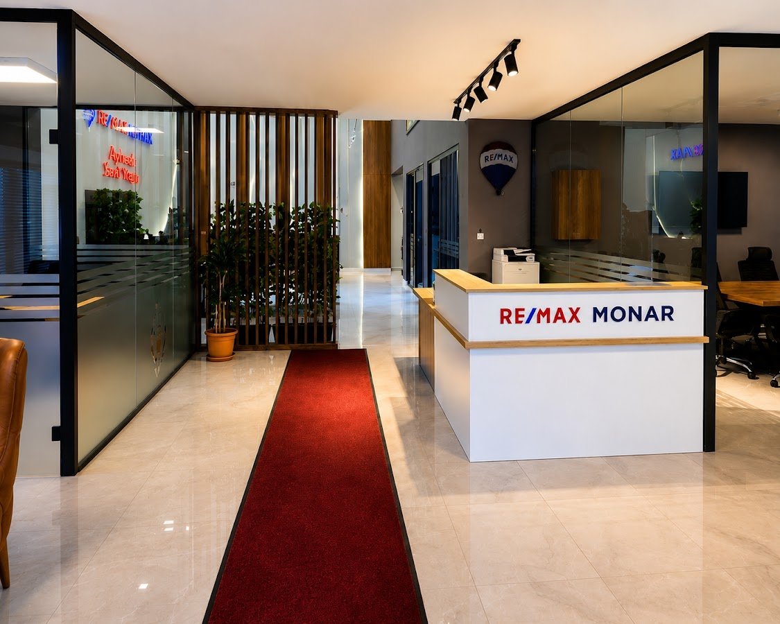 Remax Monar