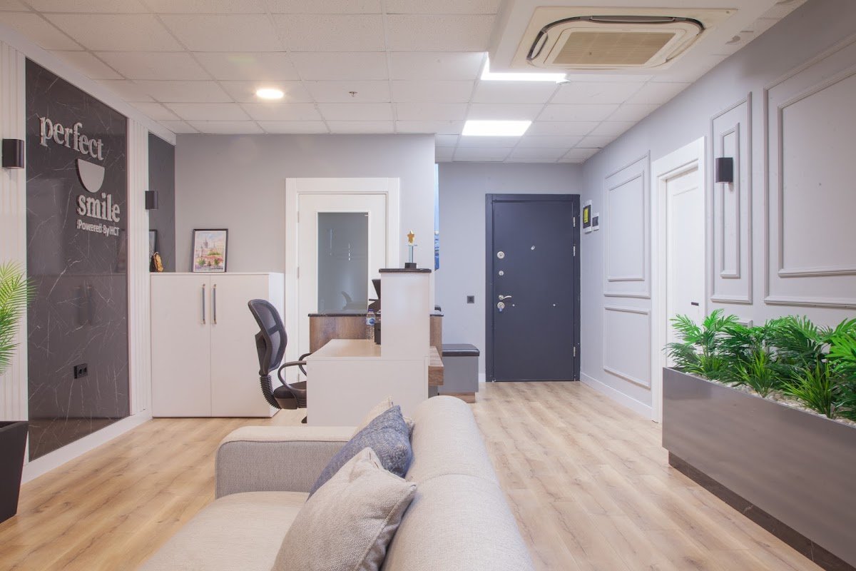 Hct Dental Clinic Antalya