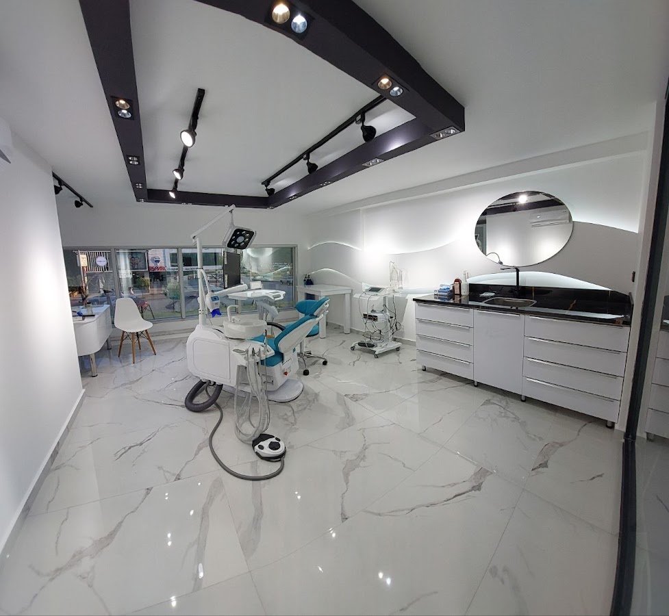 Essos Ağız ve Diş Sağlığı Polikliniği - Essos Dental Clinic