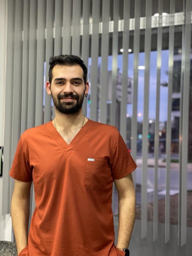 Dt. Adem Çeri, Diş Hekimi