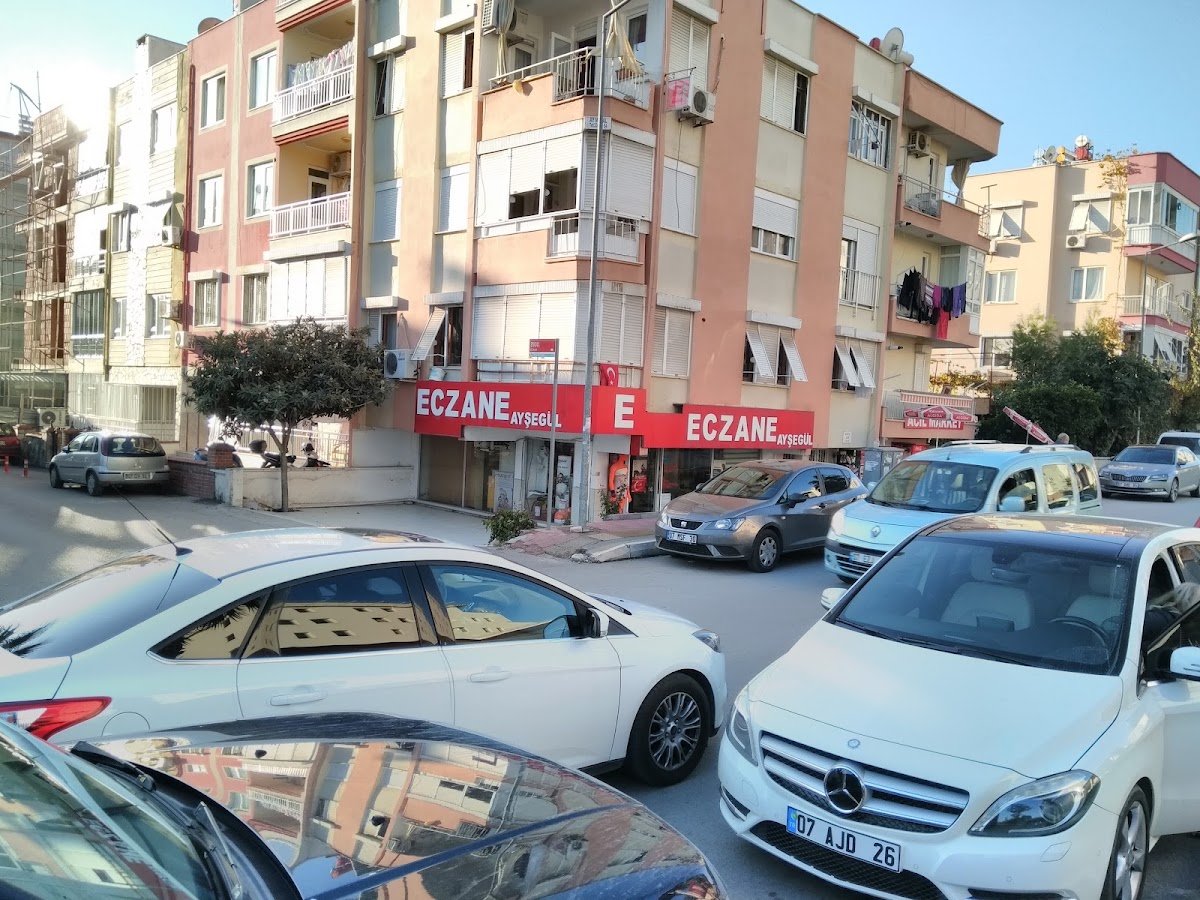 Ayşegül Eczanesi