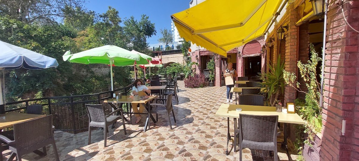 Teras Cafe Bistro