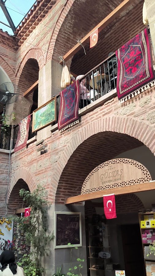Tarihi Taşhan Alem-İ Çarşı