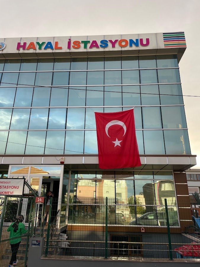 Hayal İstasyonu Kreş & Anaokulu