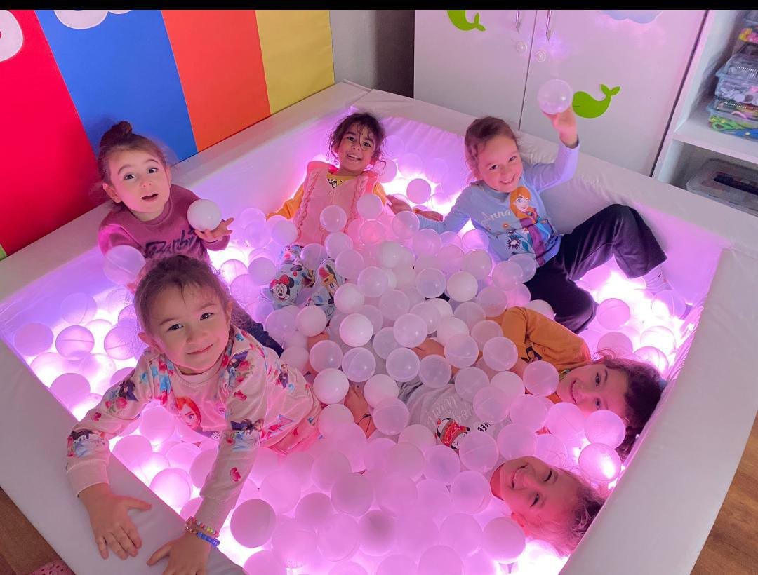 Özel Minik Fındıklar Yeşilyurt Gündüz Bakımevi