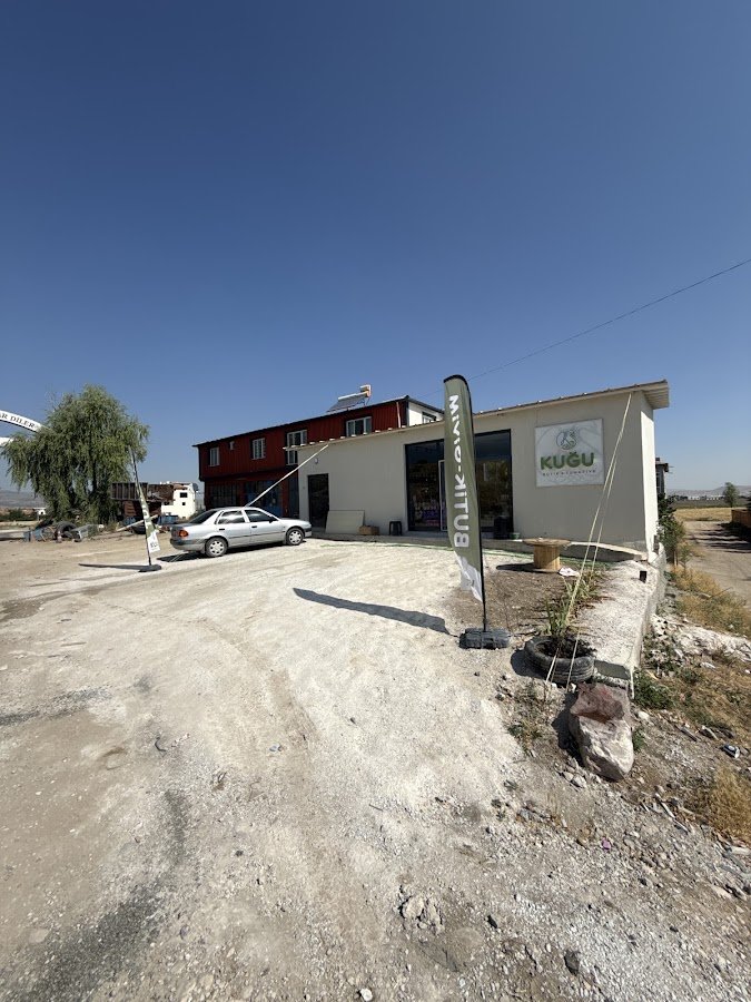 Kuğu Butik ve Tuhafiye