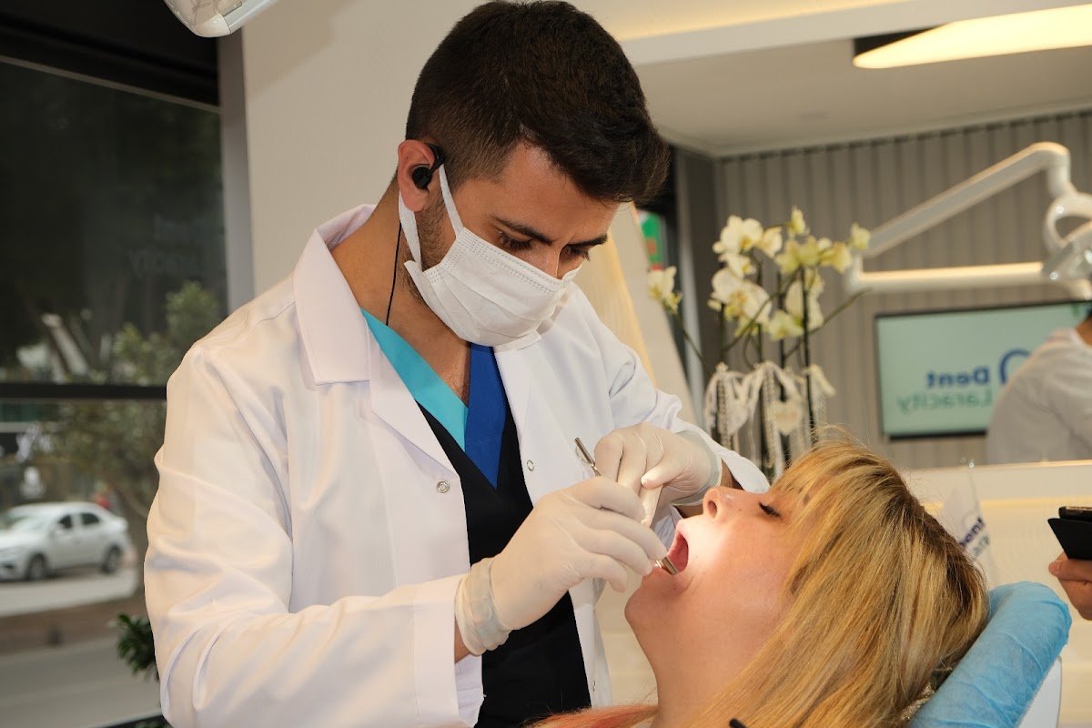Dent Laracity Ağız ve Diş Sağlığı Polikliniği