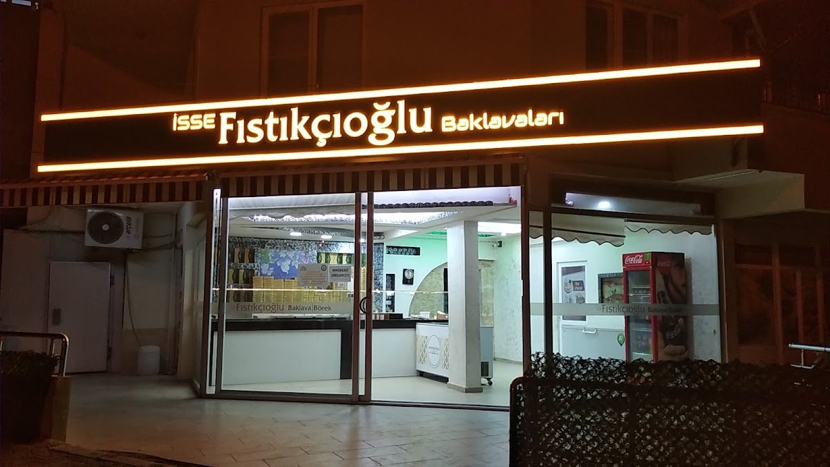 İsse Fıstıkçıoğlu Baklava Börek