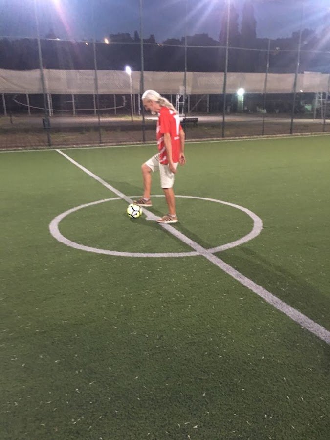 Nef Halısaha Spor Kompleksi ve Cafe