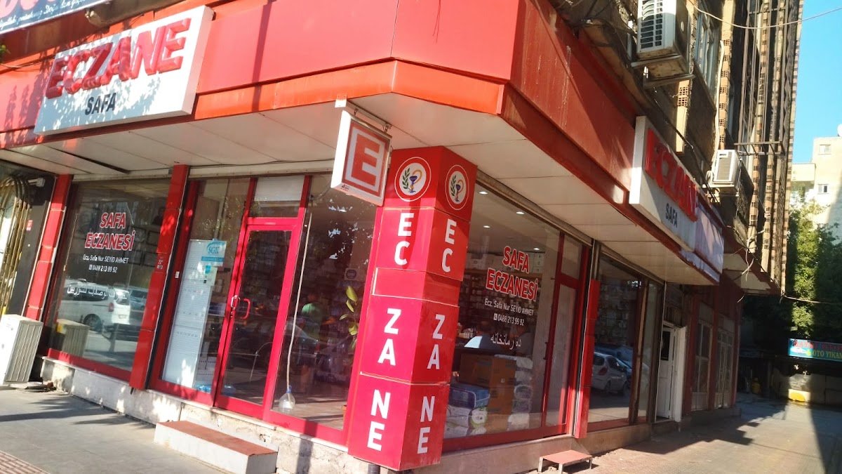 Safa Eczanesi