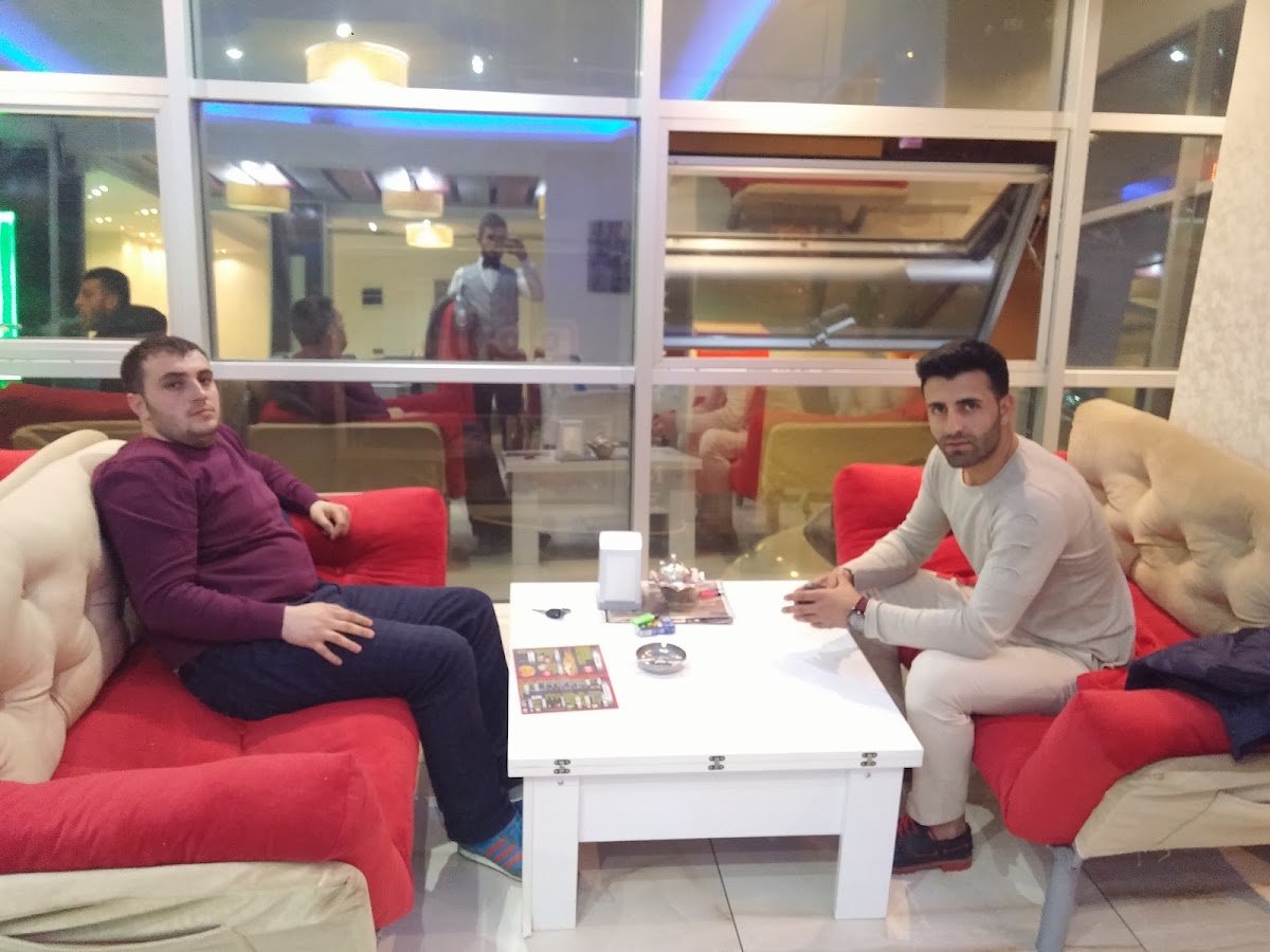 Cadde Lahmacun Pide Döner ve Kebab Salonu