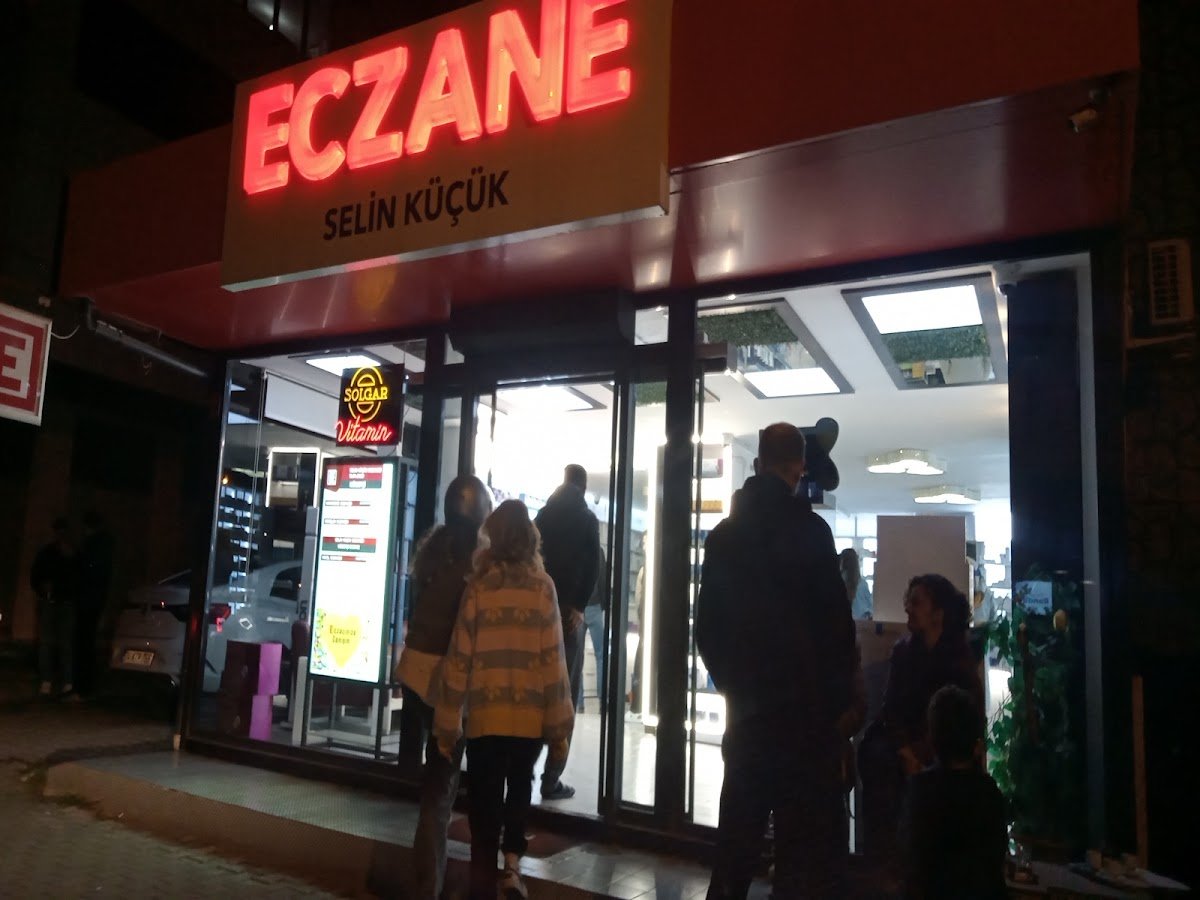Eczane Selin Küçük