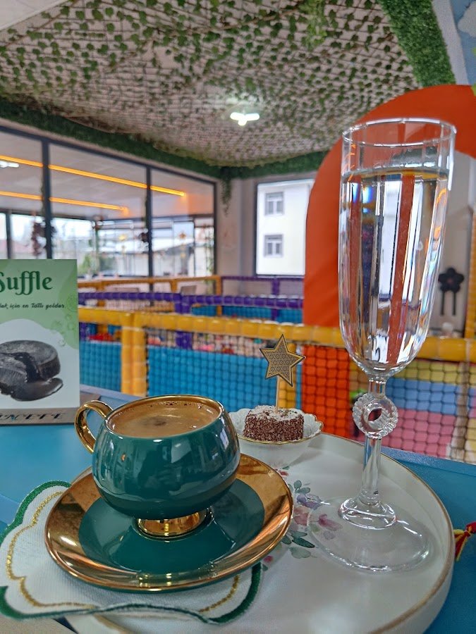 Bîrûnî Çocuk Cafe & Eğlence Merkezi