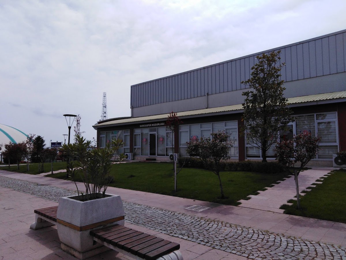 Karesi Spor Tesisleri