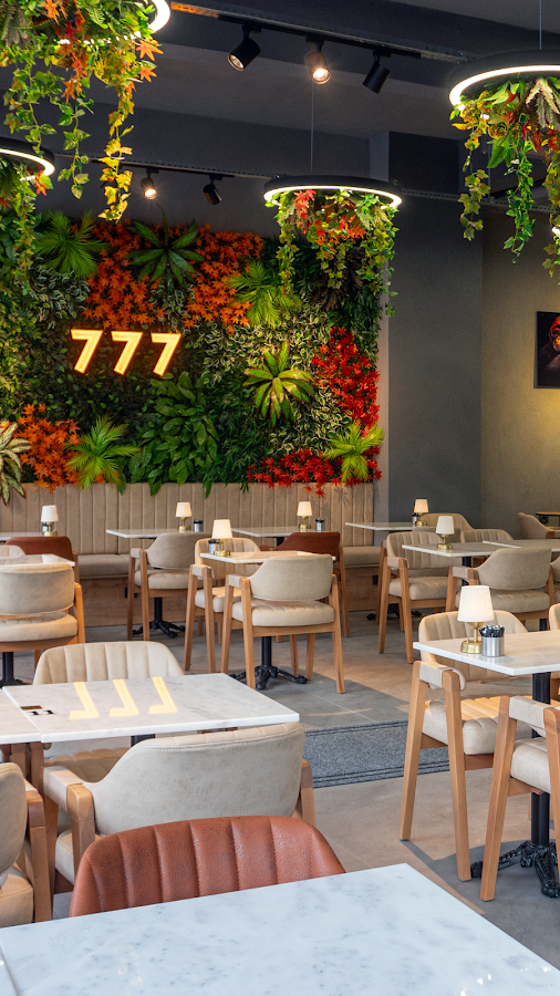 777 Lounge