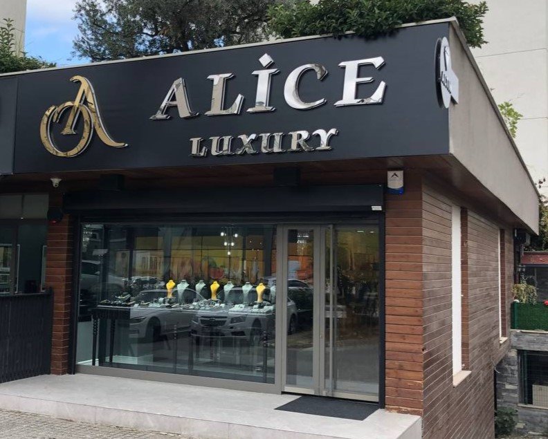 Alice Luxury