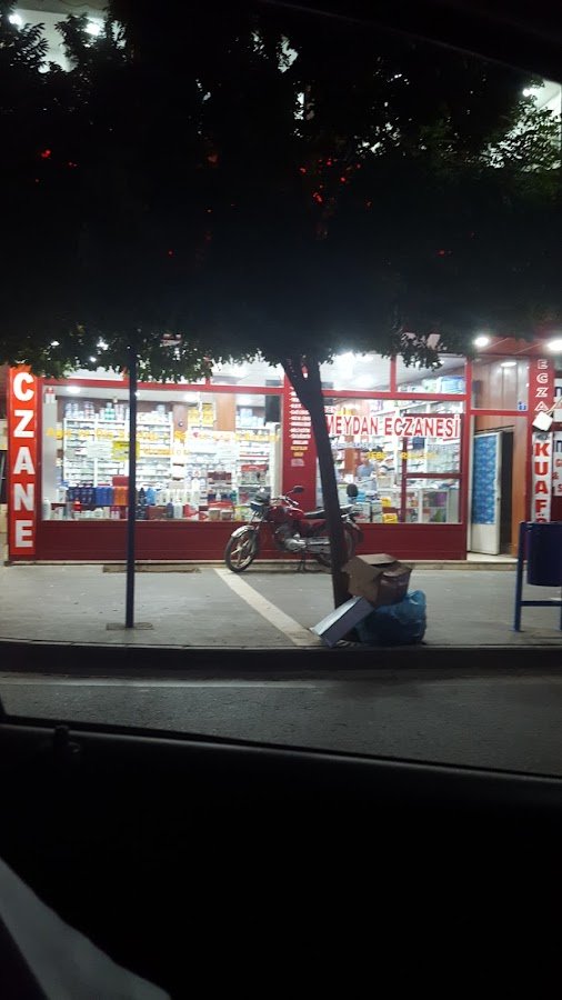 Yeni Meydan Eczanesi