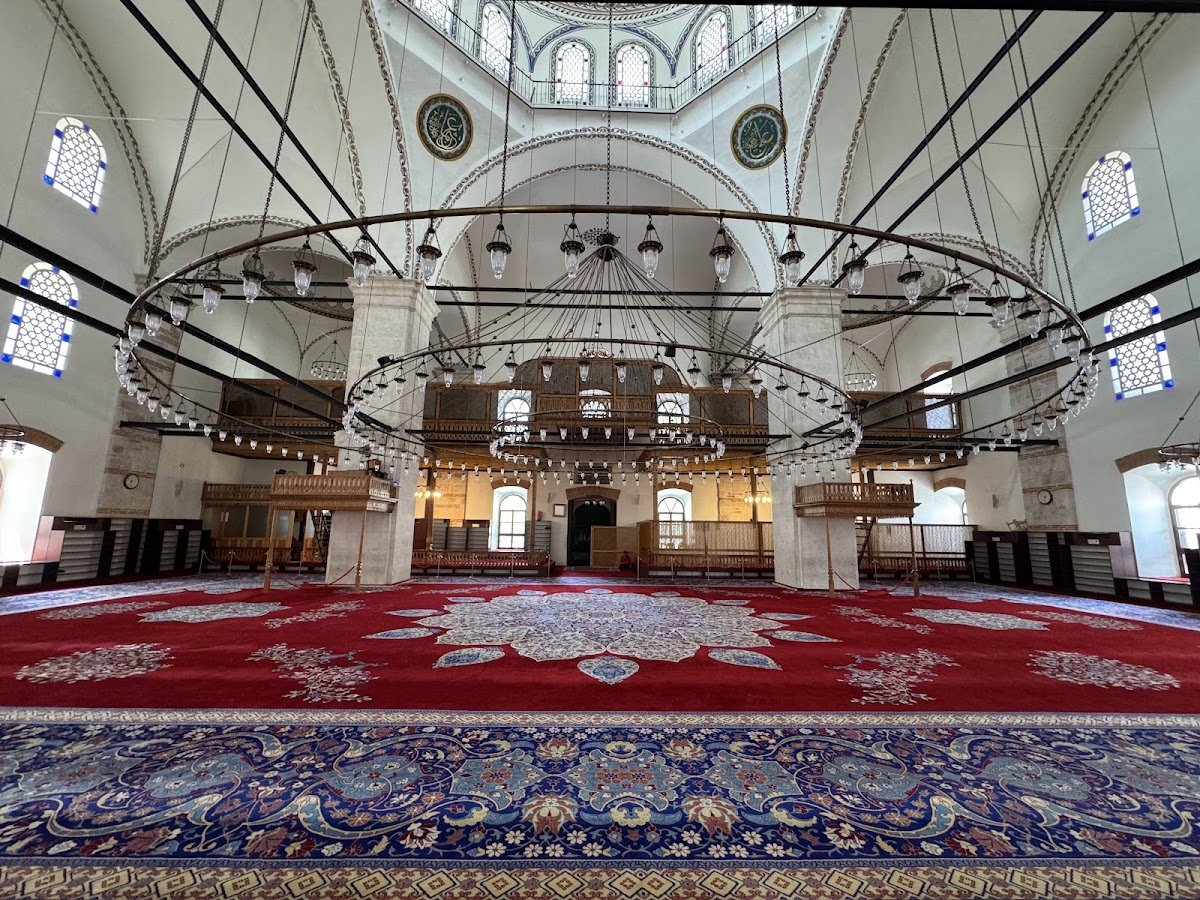 Zağnos Paşa Camii