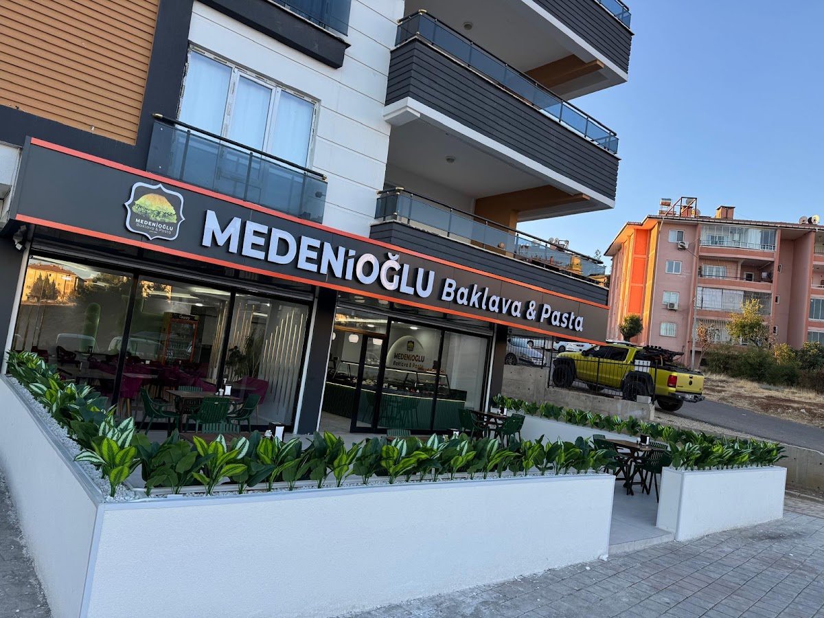 Medenioğlu Baklava & Pasta