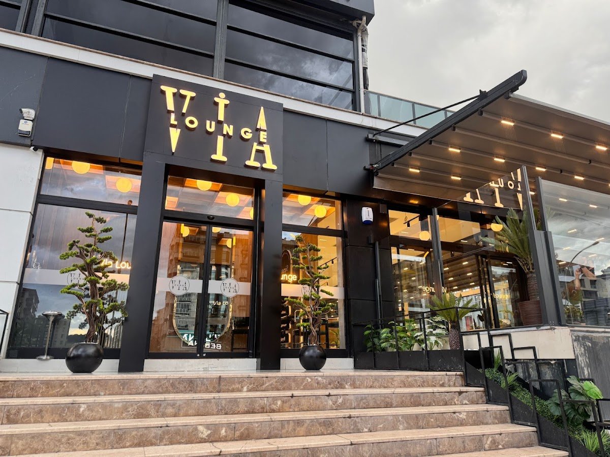 Via Lounge