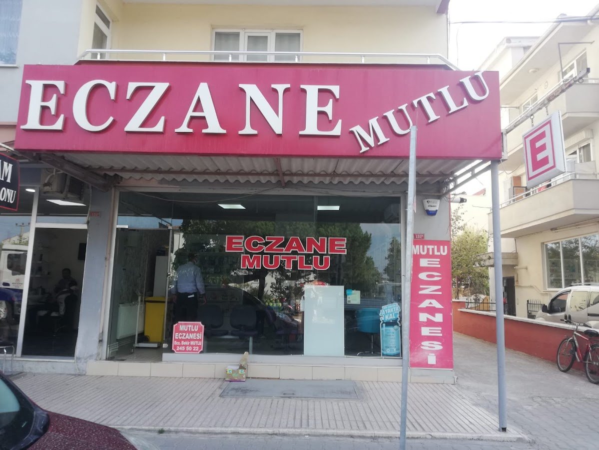 Mutlu Eczanesi
