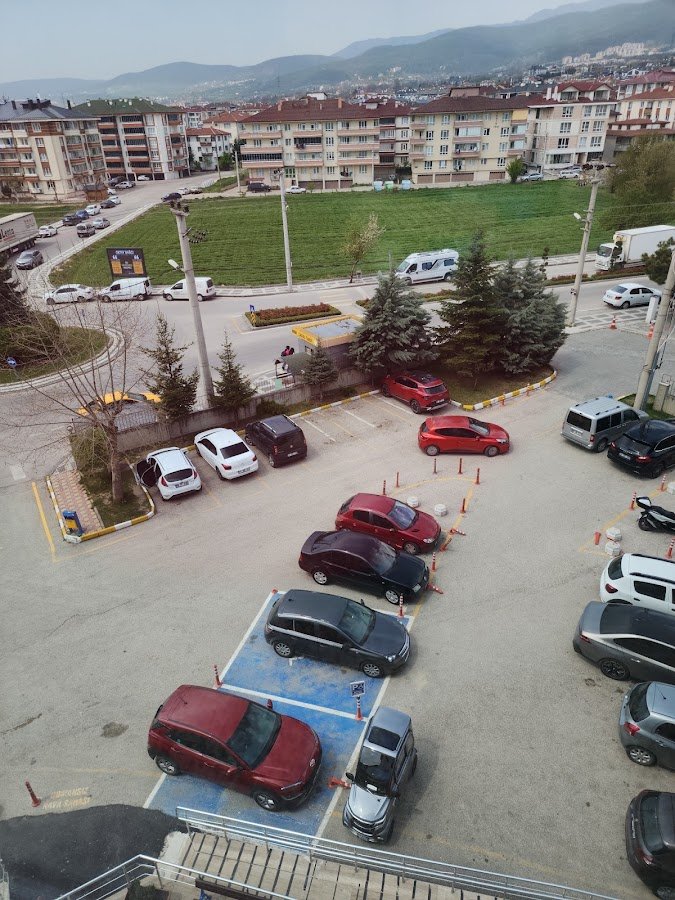 Çağsu Hastanesi Otoparkı