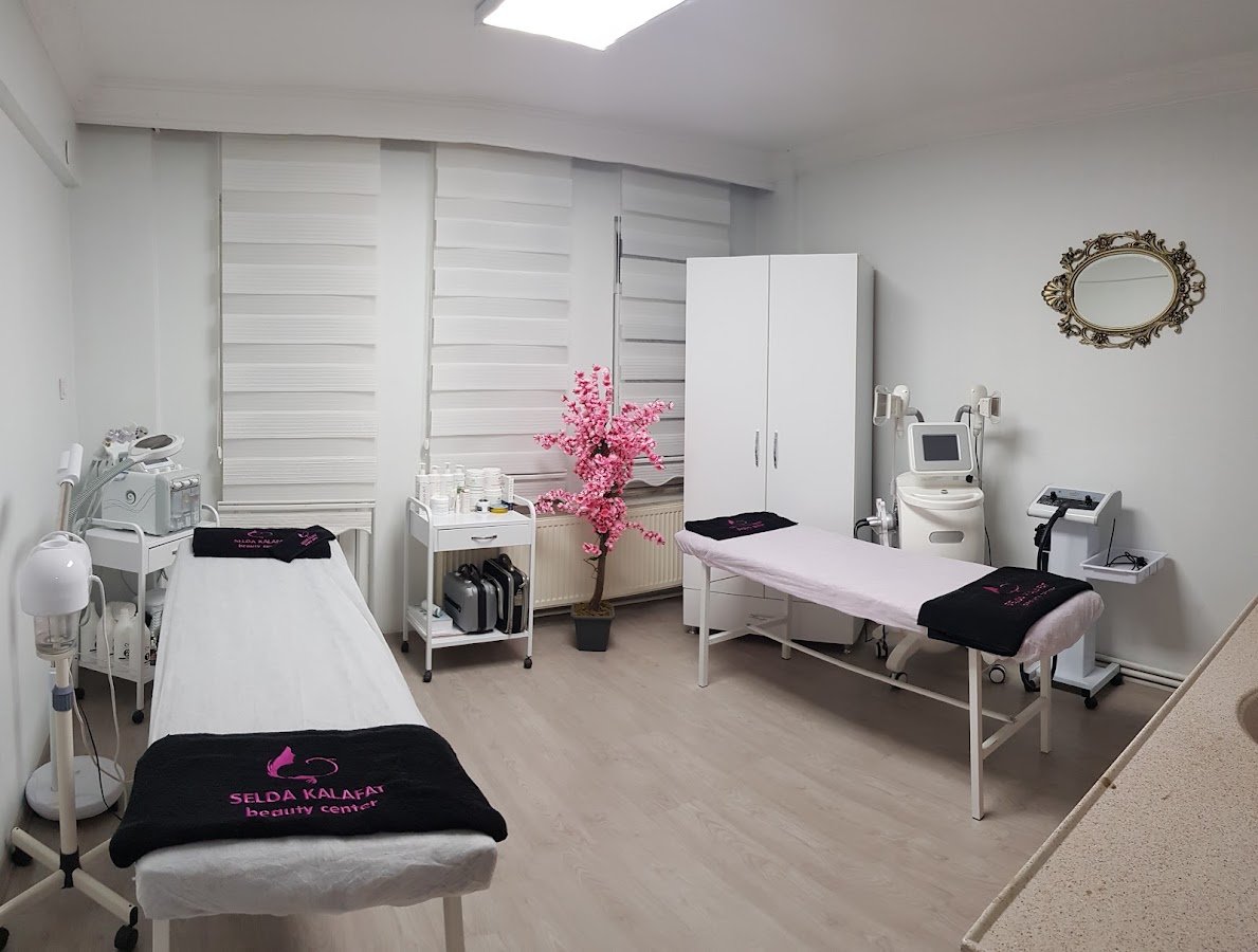 Selda Kalafat Kuaför ve Güzellik Salonu