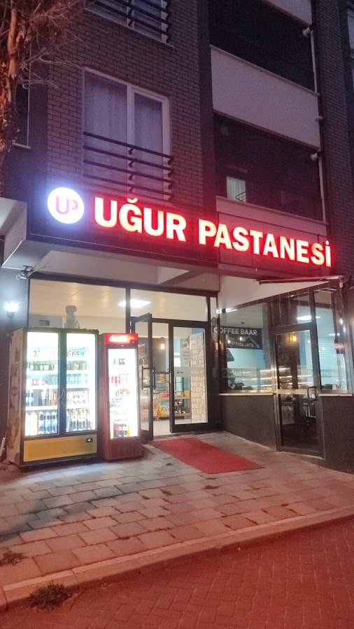 Uğur Pastanesi