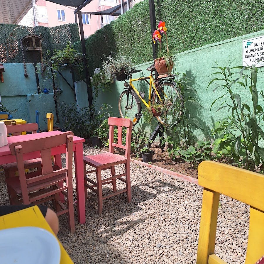 Mayıstra Cafe