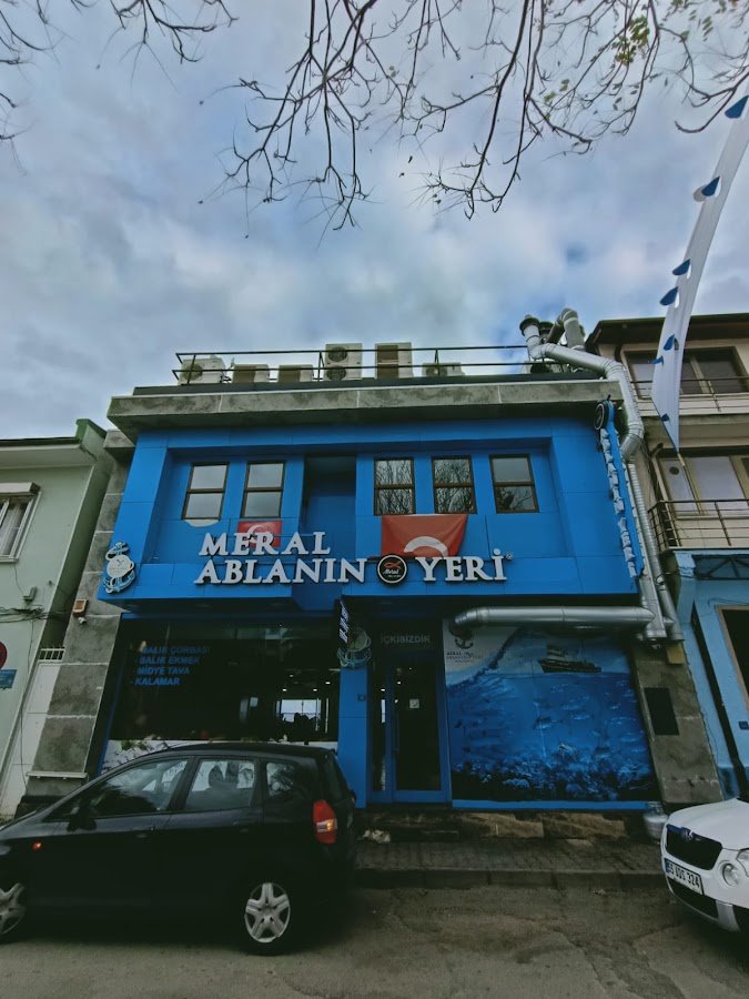 Meral Ablanın Yeri Balık Lokantası ( Mudanya Merkez Sahil Şube )