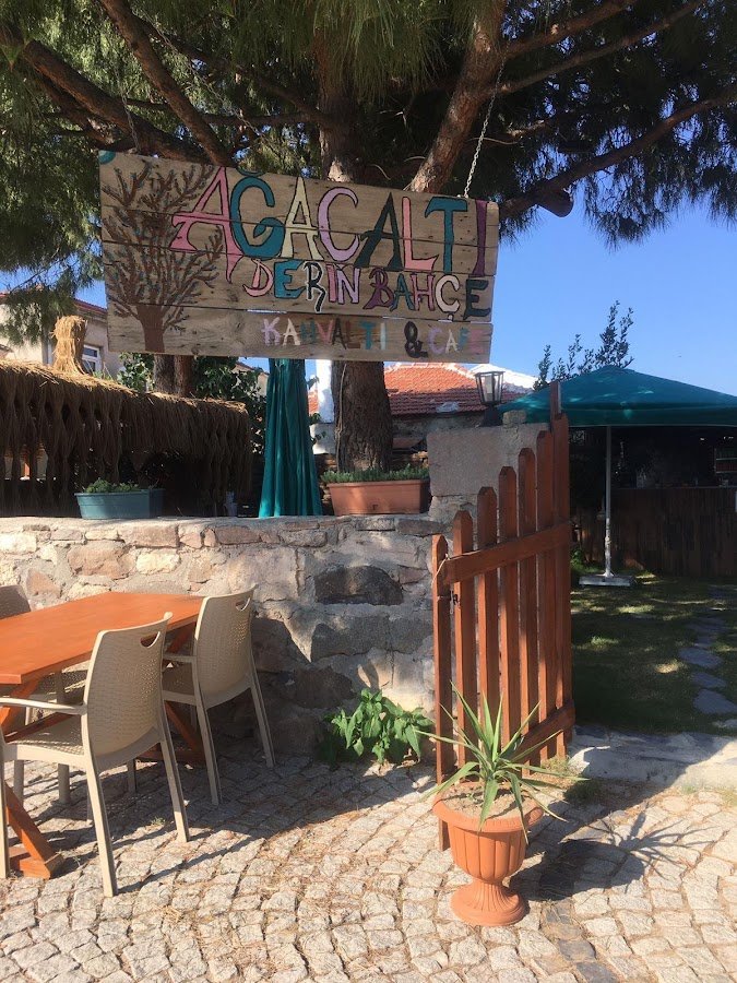 Ağaçaltı Derin Bahçe&Cafe