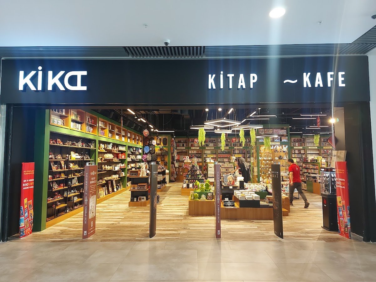 Kika Kitap~Kafe Batman