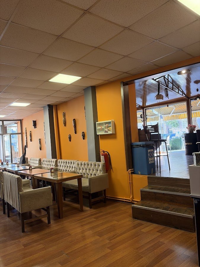 Cafe Pardon